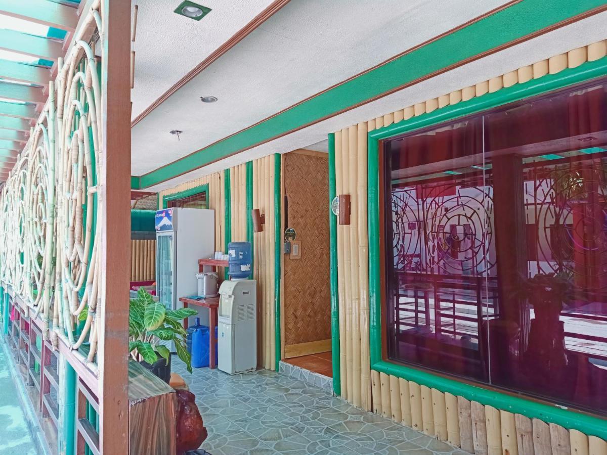 אל נידו Chariz Inn מראה חיצוני תמונה